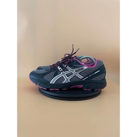 asics womens size 11